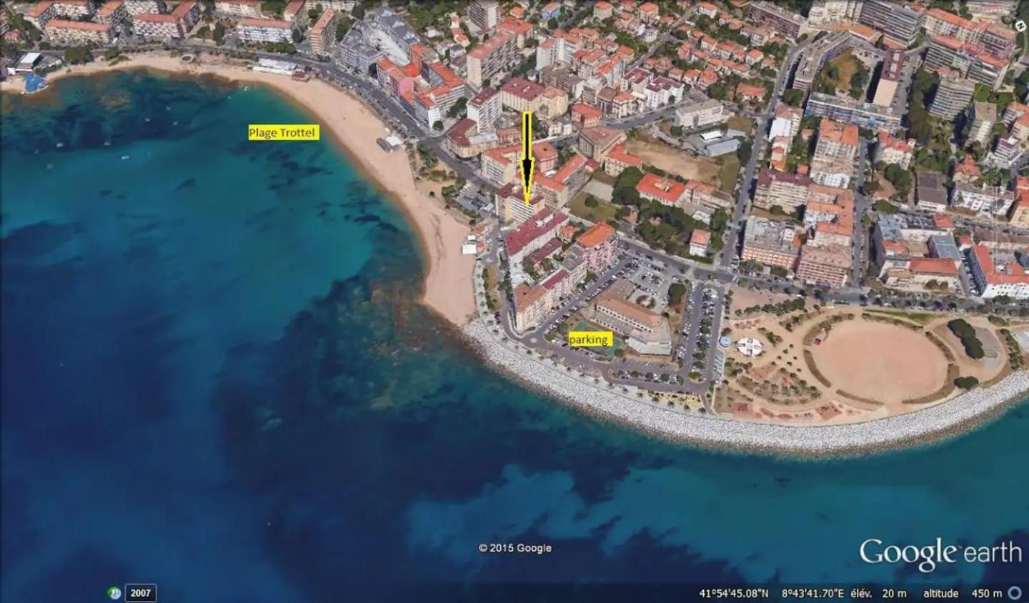 Magnifique F3 Les Pieds Dans L'Eau. Apartment Ajaccio  Exterior photo